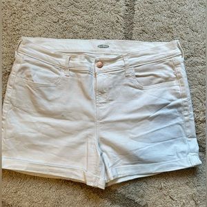 Old Navy White Denim Shorts, size 14